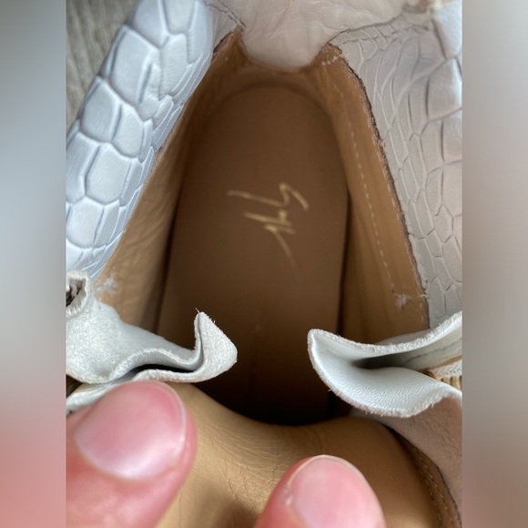 Designer shoes - Picture 6 of 10